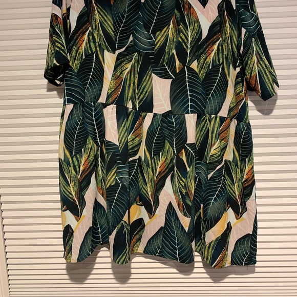 Dress - Picture 5 of 5